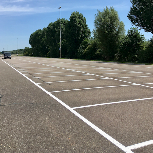 Markering parkeerplaats door van Heusden Werken