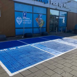 Van-heusden-werken-belijning-pickuppoint-albertheijn