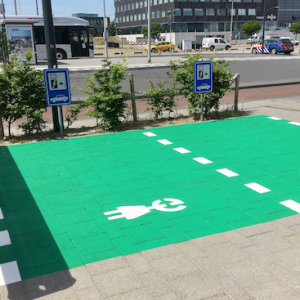 marketing oplaadpunt e-Car door Van Heusden Werken